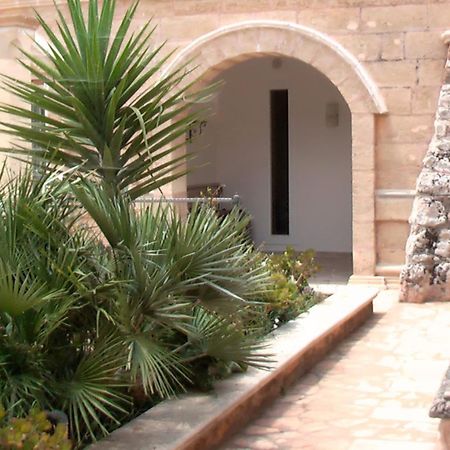 Casa Veneri Bed & Breakfast Salve Exterior photo